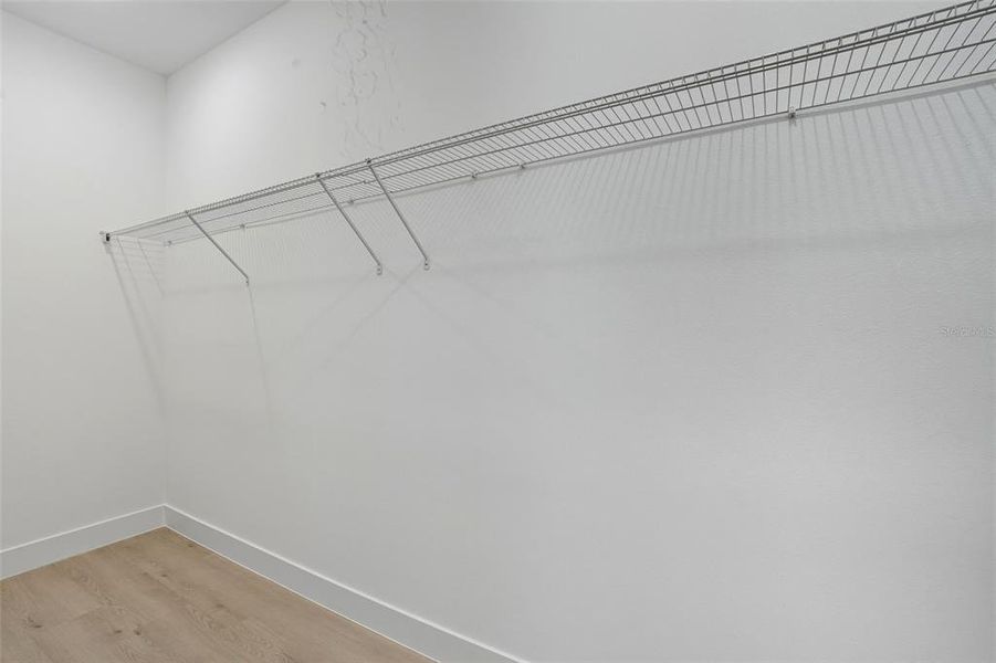 Spacious, unfurnished interior of a new home in , Lehigh Acres (Image 18).