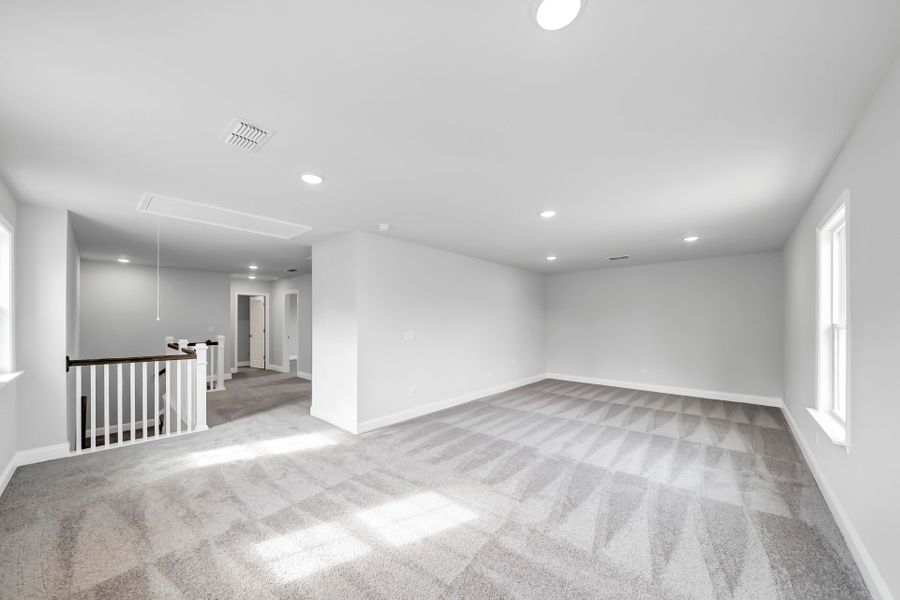 Spacious, unfurnished interior of a new home in Monroe Preserve, Chapin (Image 21).