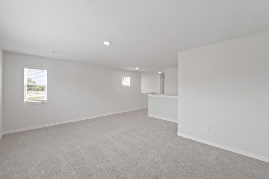 Spacious, unfurnished interior of a new home in Russell Ranch, Bay City (Image 31). Spacious, unfurnished interior of a new home in Russell Ranch, Bay City (Image 31).