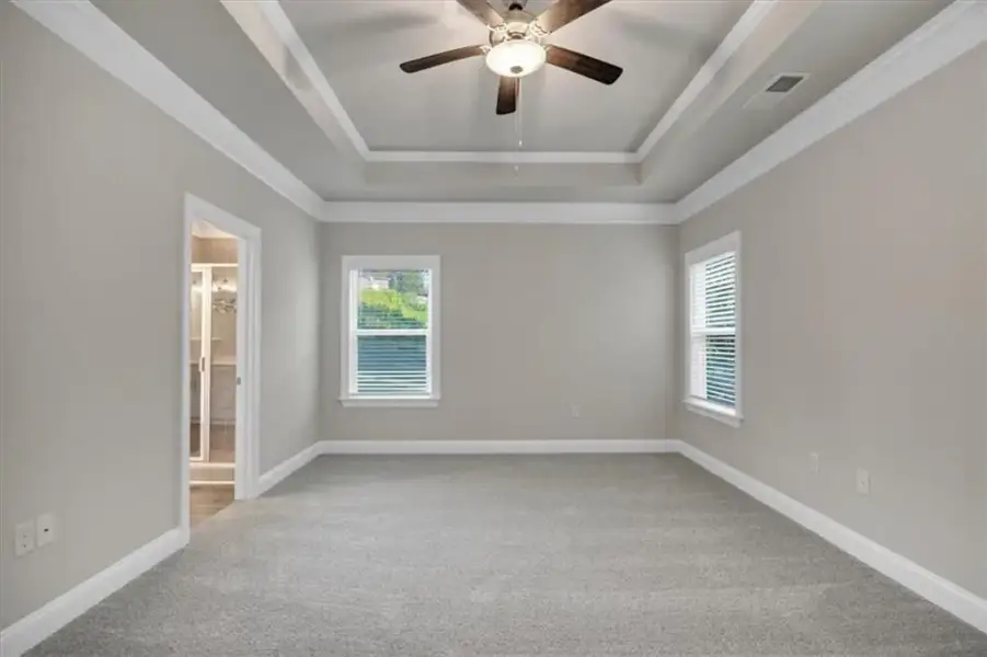 Spacious, unfurnished interior of a new home in Tuscany Hills, Douglasville (Image 21).