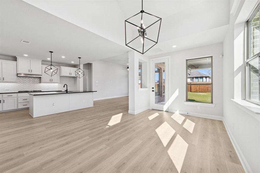 Spacious, unfurnished interior of a new home in Mantua Point Classics, Van Alstyne (Image 17). Spacious, unfurnished interior of a new home in Mantua Point Classics, Van Alstyne (Image 17).