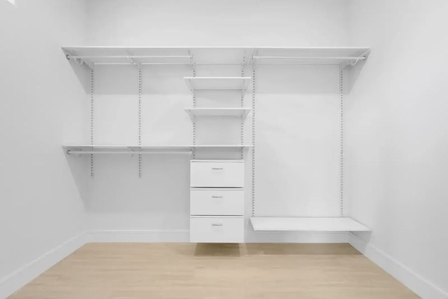 3036 Kensington Ave:Interior