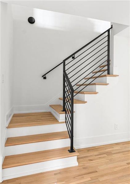 Spacious, unfurnished interior of a new home in , Atlanta (Image 20).