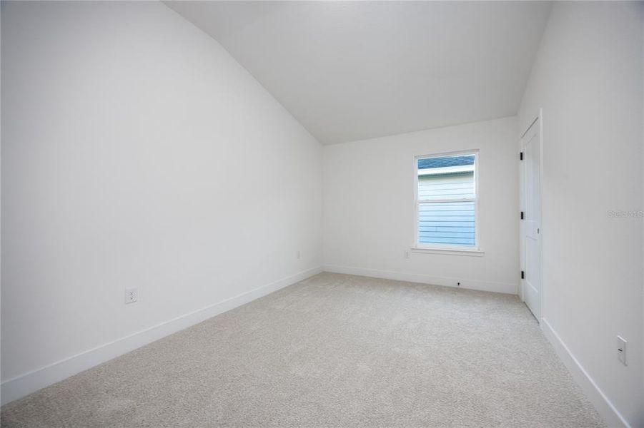 Spacious, unfurnished interior of a new home in , Newberry (Image 31).