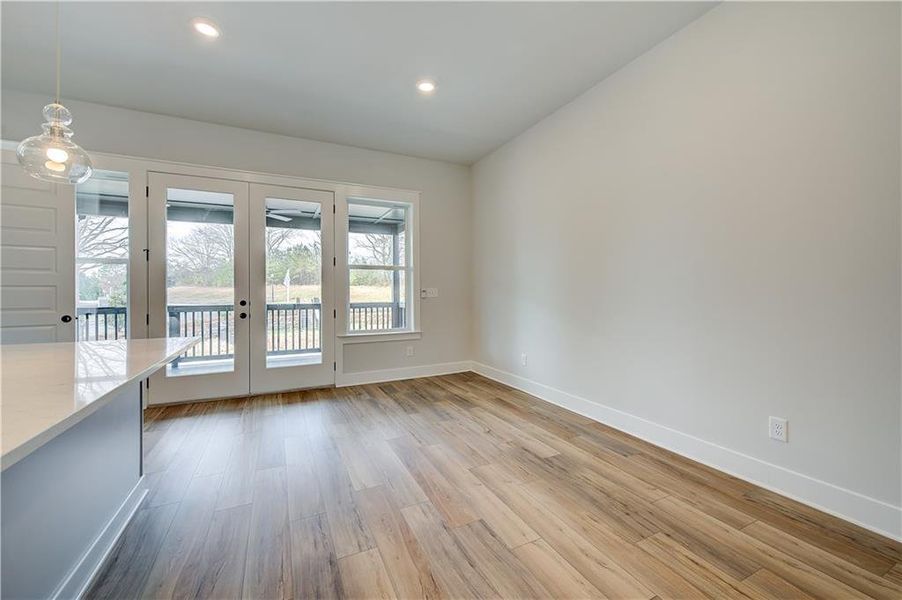 Spacious, unfurnished interior of a new home in Barrett Pointe, Kennesaw (Image 13).
