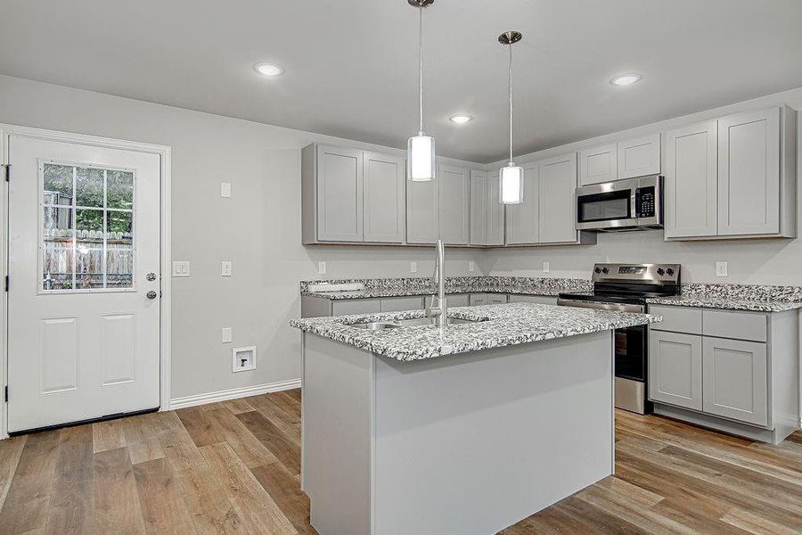 Furnished interior view inside a new home in , Fort Worth (Image 5).