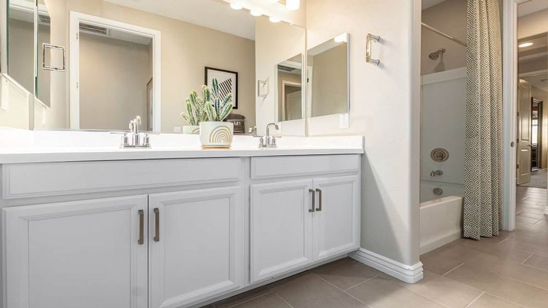 Representative furnished interior of a home built from the Harlow by Taylor Morrison in Stonehaven, Glendale (Image 25). Representative furnished interior of a home built from the Harlow by Taylor Morrison in Stonehaven, Glendale (Image 25).