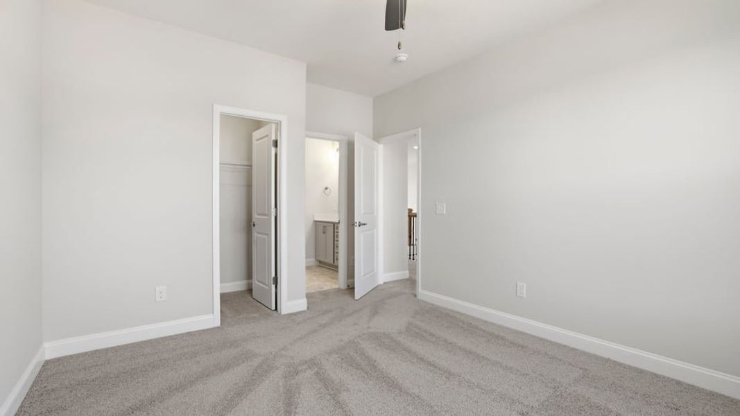 Spacious, unfurnished interior of a new home in Alder Pond, Campobello (Image 31).