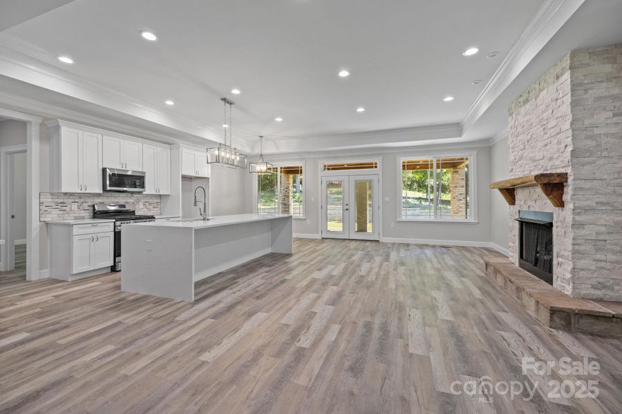 Spacious, unfurnished interior of a new home in , Rock Hill (Image 25).