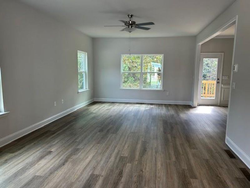 Spacious, unfurnished interior of a new home in Habersham Meadows, Demorest (Image 13).