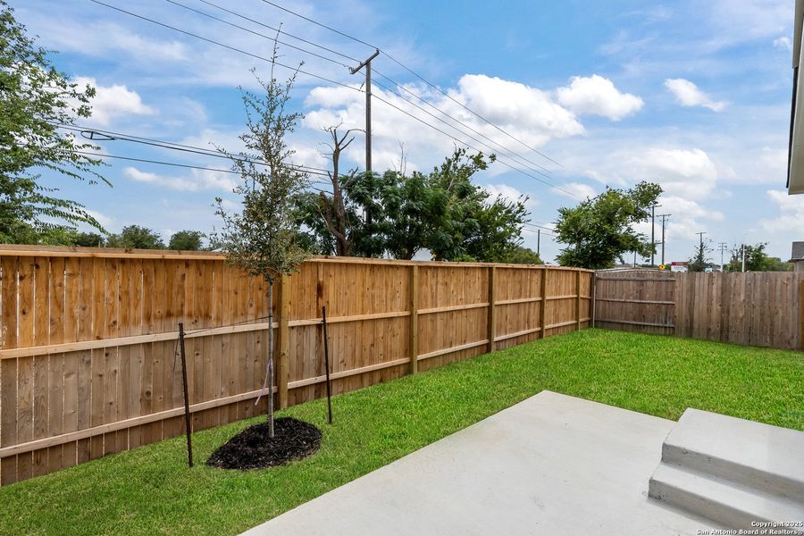 Image 27 of a home in August Fields.