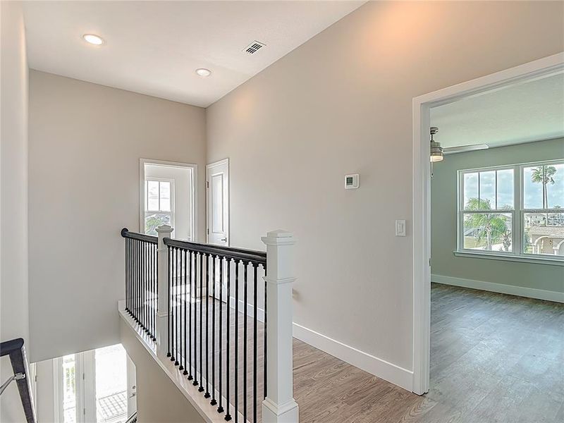 Spacious, unfurnished interior of a new home in , Hernando Beach (Image 22).