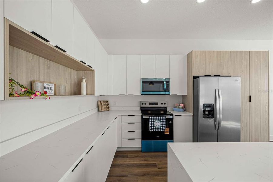 Furnished interior view inside a new home in , Beverly Hills (Image 9).