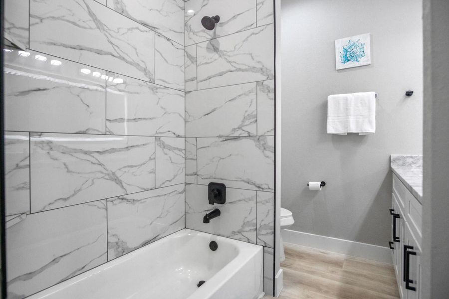 Furnished interior view inside a new home in , Bolivar (Image 7).