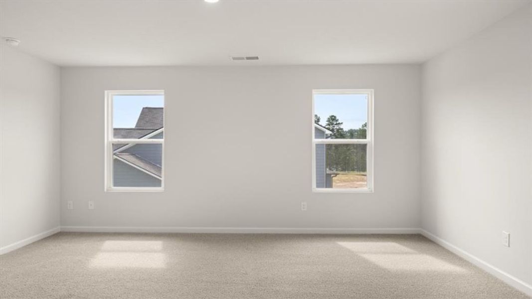 Spacious, unfurnished interior of a new home in Fairway 17 at Mirror Lake, Villa Rica (Image 26).