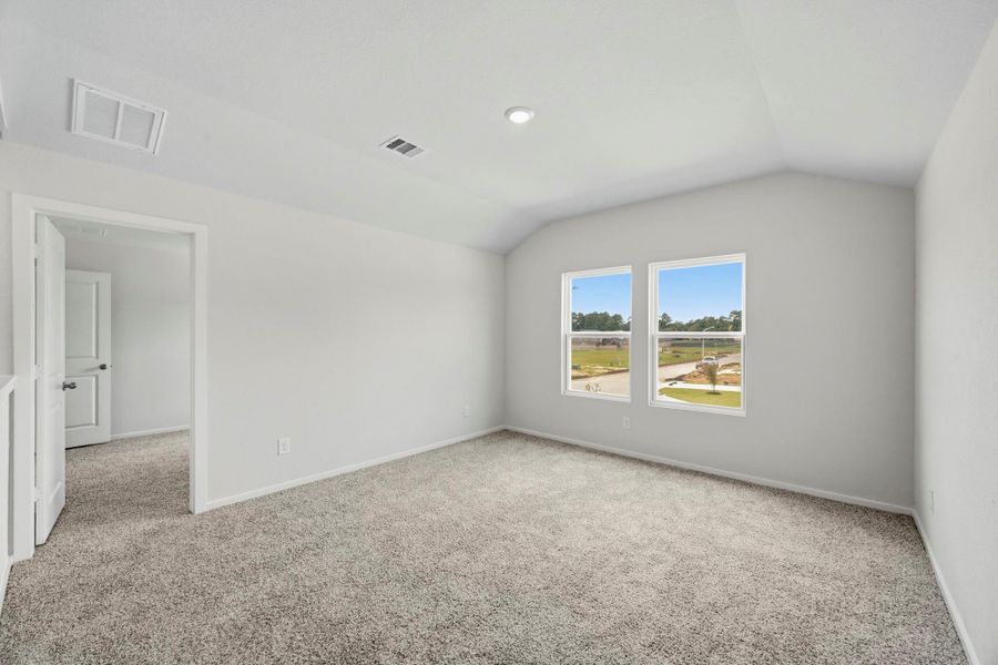 Spacious, unfurnished interior of a new home in Maple Woods, Hockley (Image 20).