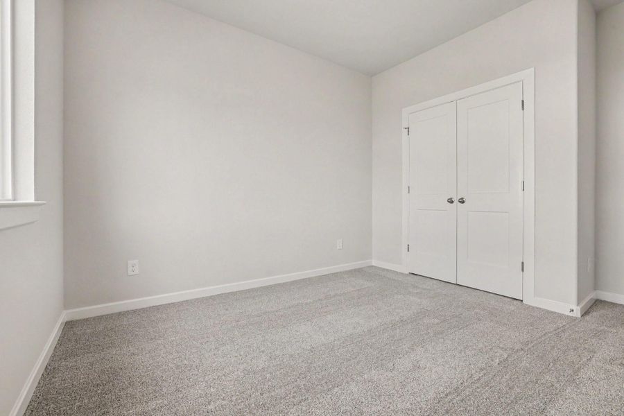 Spacious, unfurnished interior of a new home in Clear View Estates, Willis (Image 17).
