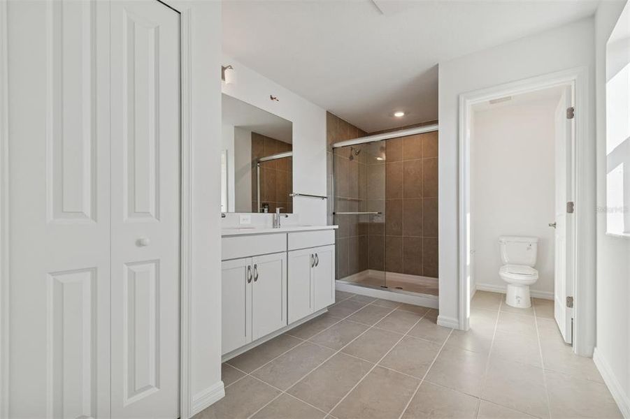 Furnished interior view inside a new home in Southpointe, Palmetto (Image 12).