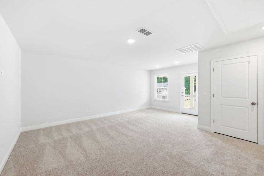 Spacious, unfurnished interior of a new home in Carriage Estates, Lexington (Image 32). Spacious, unfurnished interior of a new home in Carriage Estates, Lexington (Image 32).
