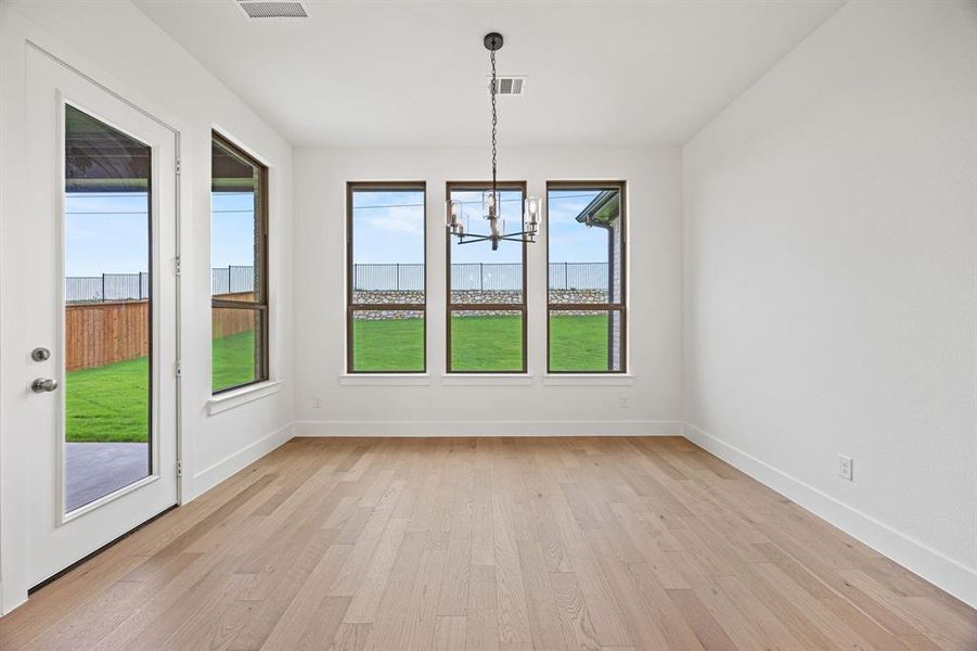 Spacious, unfurnished interior of a new home in Chatham Reserve, Providence Village (Image 12).