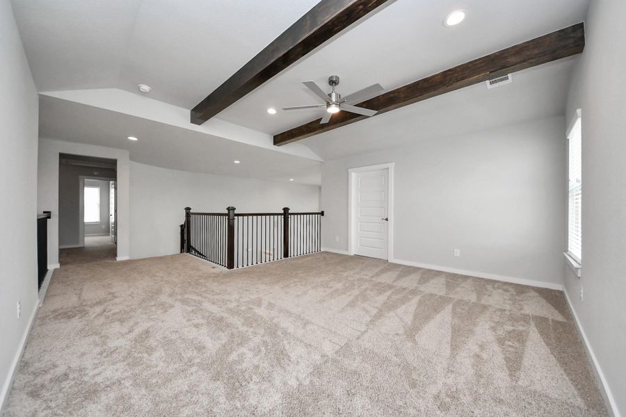 Spacious, unfurnished interior of a new home in Sunterra, Katy (Image 31). Spacious, unfurnished interior of a new home in Sunterra, Katy (Image 31).