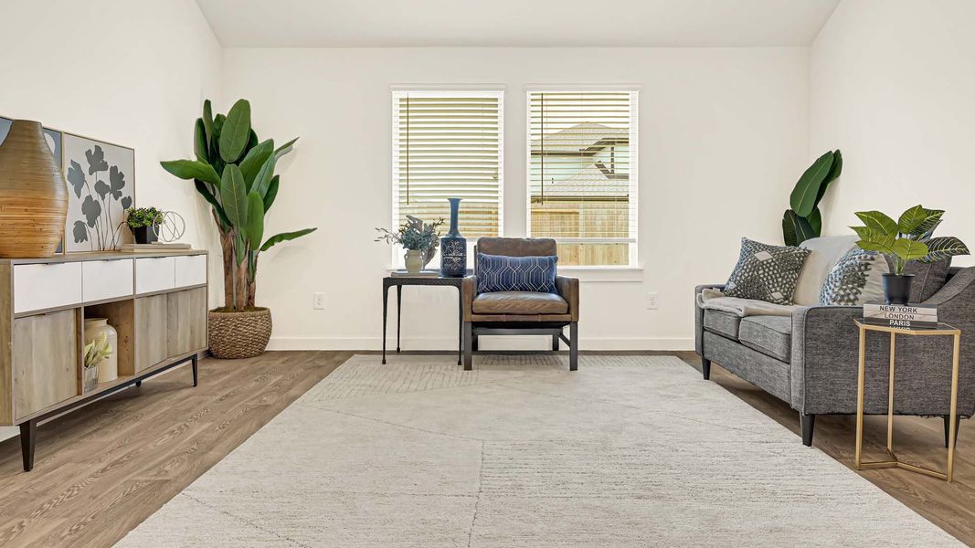 Furnished interior view inside a new home in Evergreen, Rosenberg (Image 17). Furnished interior view inside a new home in Evergreen, Rosenberg (Image 17).