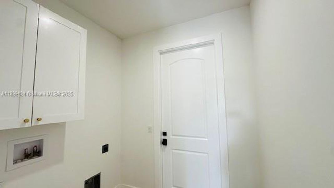 Image 29 of a home in .