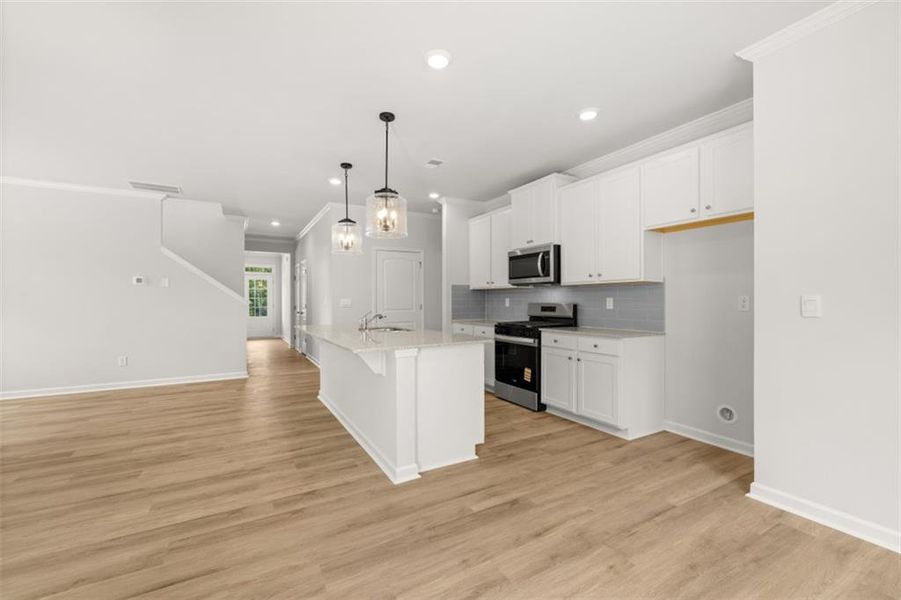 Image 66 of a home in Fairway 17 at Mirror Lake.