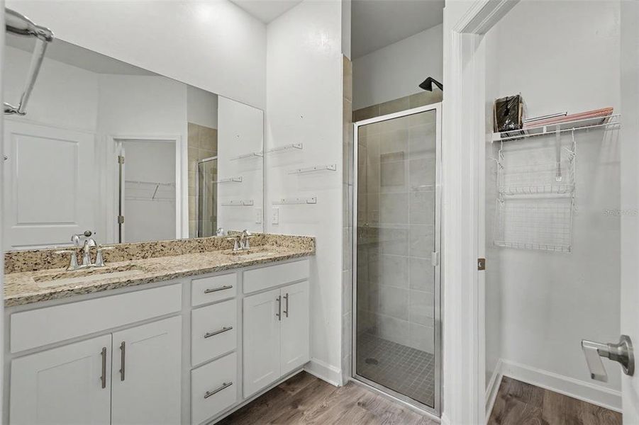 Furnished interior view inside a new home in , Bradenton (Image 7).