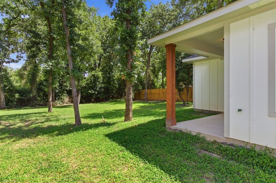Exterior details and patio area of a home in , Log Cabin (Image 4).