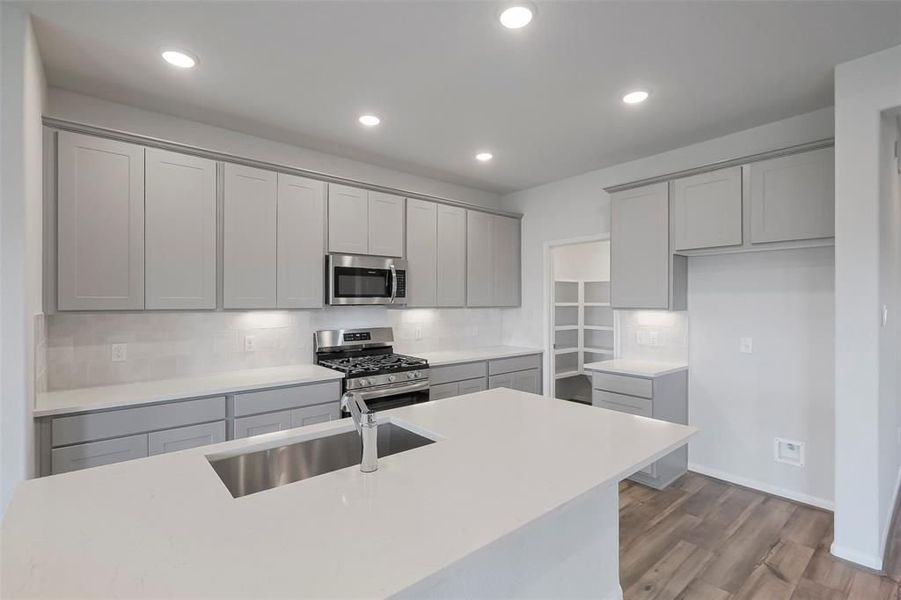 Furnished interior view inside a new home in Sierra Vista, Rosharon (Image 10). Furnished interior view inside a new home in Sierra Vista, Rosharon (Image 10).