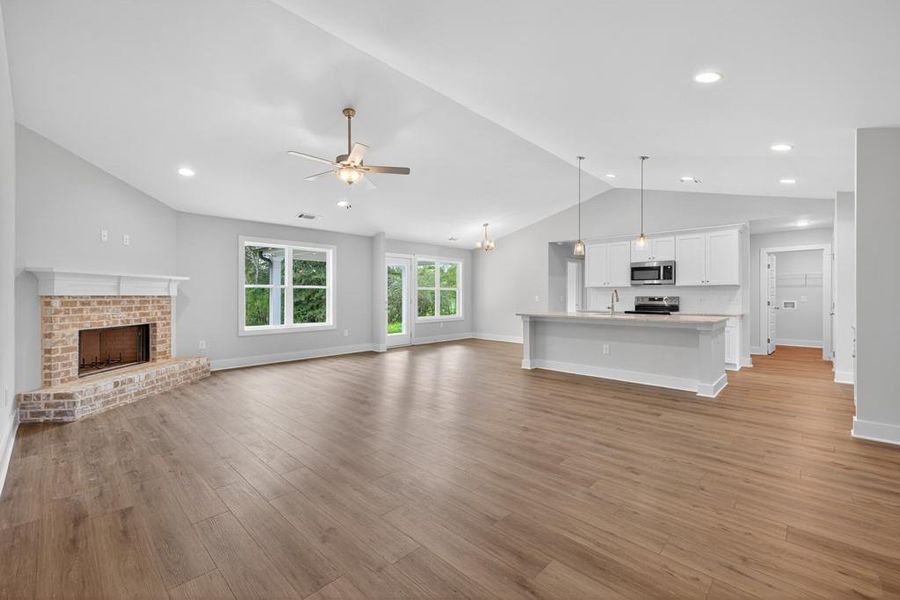 Image 37 of a home in .