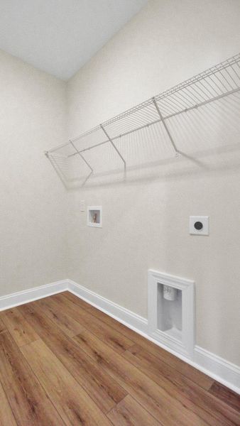 Spacious, unfurnished interior of a new home in Cresswind Charleston, Summerville (Image 33).