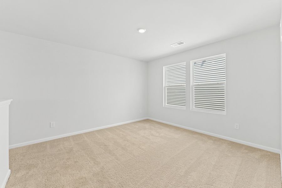 Spacious, unfurnished interior of a new home in Mayfair Village, Spartanburg (Image 19).