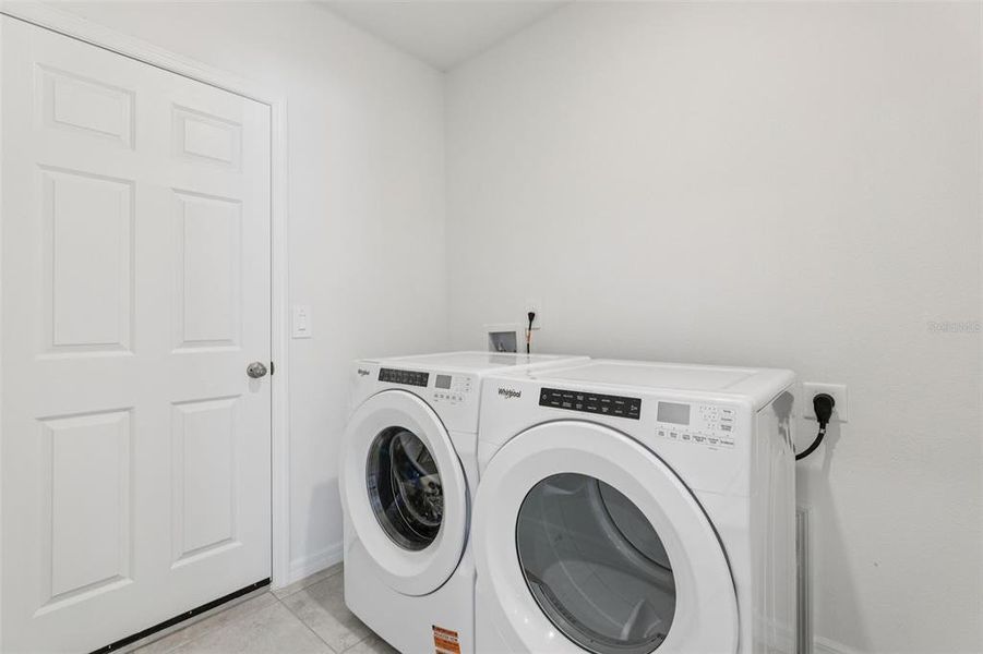 Close-up of interior finishes inside a home in Bradbury Creek - Signature Series, Haines City (Image 14).