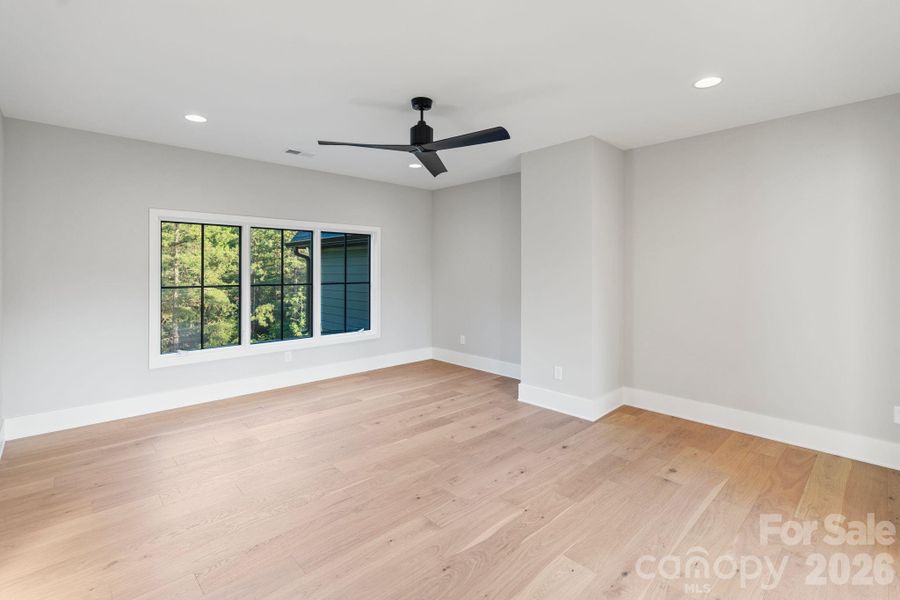 Spacious, unfurnished interior of a new home in Cardinal Crest, Weddington (Image 24). Spacious, unfurnished interior of a new home in Cardinal Crest, Weddington (Image 24).
