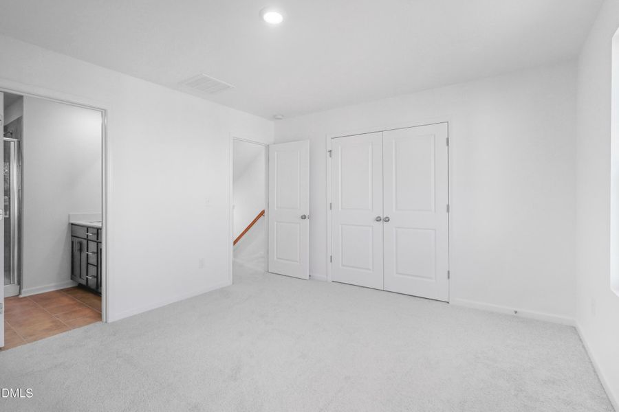 SUN_ElmGrove_Pic_Jackson_QMI_22_Bed2_1of