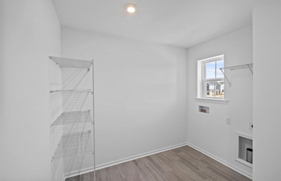 Spacious, unfurnished interior of a new home in Parkside Crossing, Charlotte (Image 20). Spacious, unfurnished interior of a new home in Parkside Crossing, Charlotte (Image 20).
