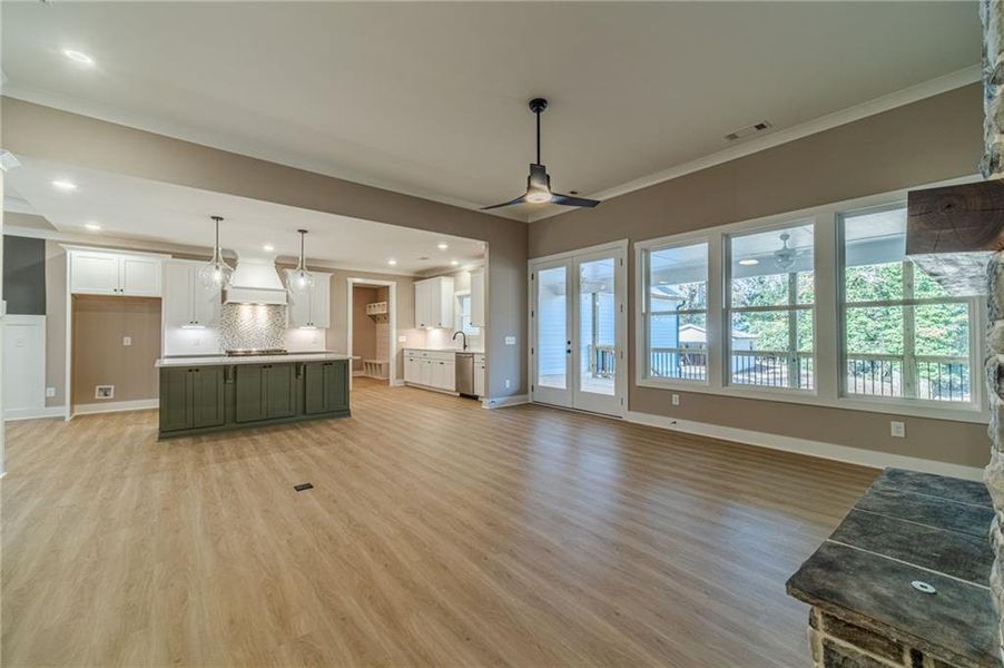 Spacious, unfurnished interior of a new home in , Monroe (Image 61).