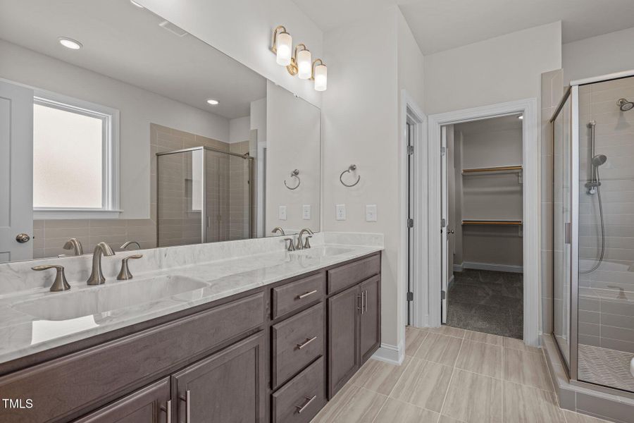 27-web-or-mls-5Z8A4108 27-web-or-mls-5Z8A4108