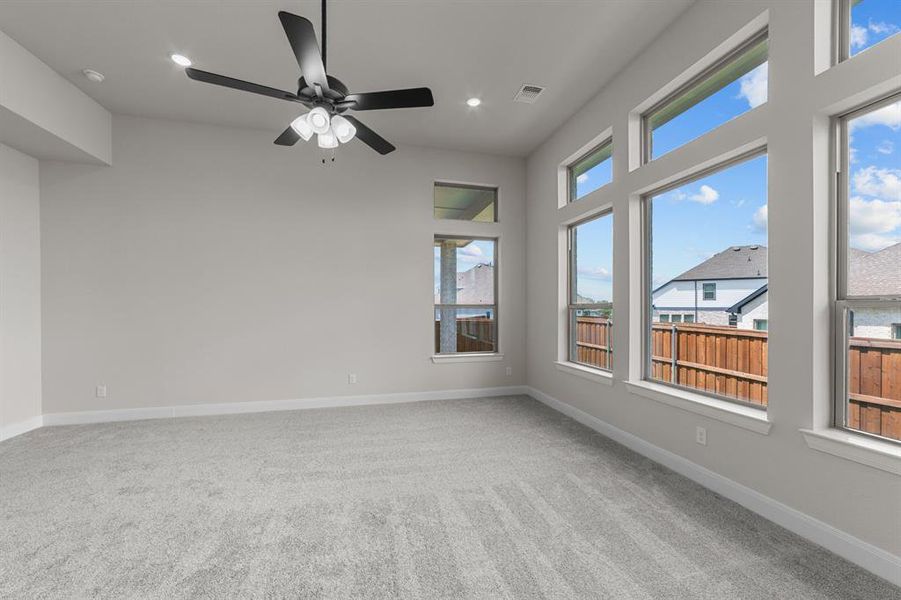 Spacious, unfurnished interior of a new home in South Pointe Manor Series, Mansfield (Image 22). Spacious, unfurnished interior of a new home in South Pointe Manor Series, Mansfield (Image 22).