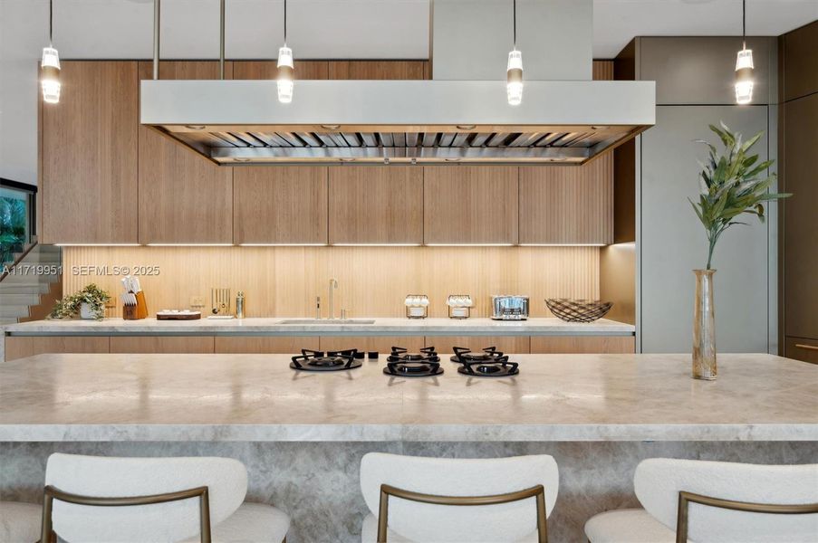 Furnished interior view inside a new home in , Miami Beach (Image 8).