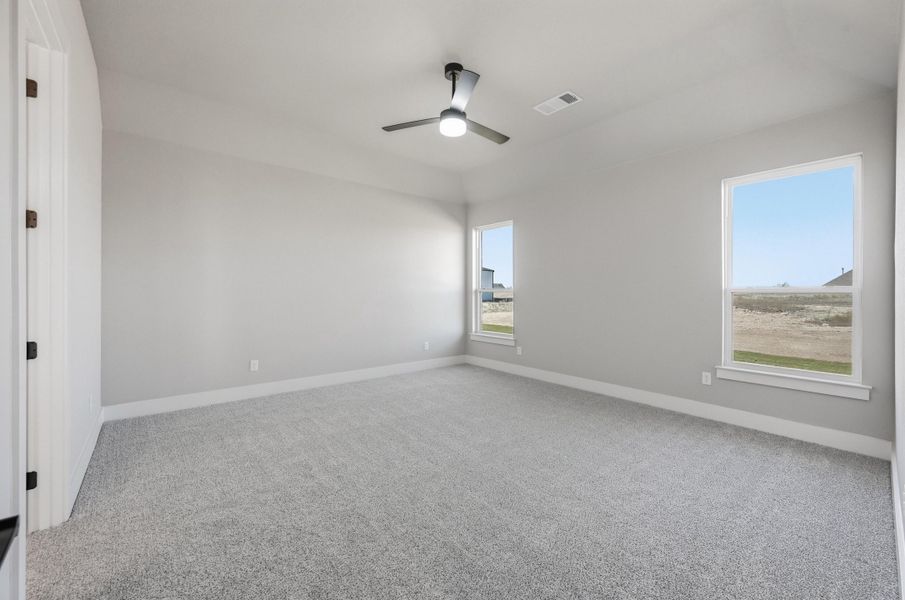 Spacious, unfurnished interior of a new home in Rocky Top Ranch, Azle (Image 32). Spacious, unfurnished interior of a new home in Rocky Top Ranch, Azle (Image 32).