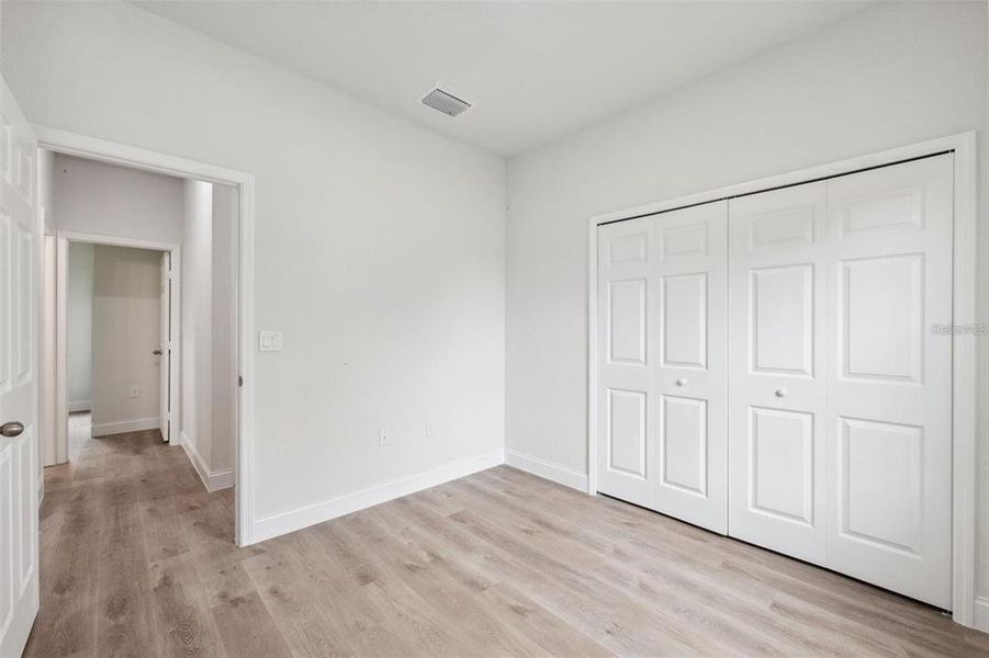 Spacious, unfurnished interior of a new home in , Dunnellon (Image 29).