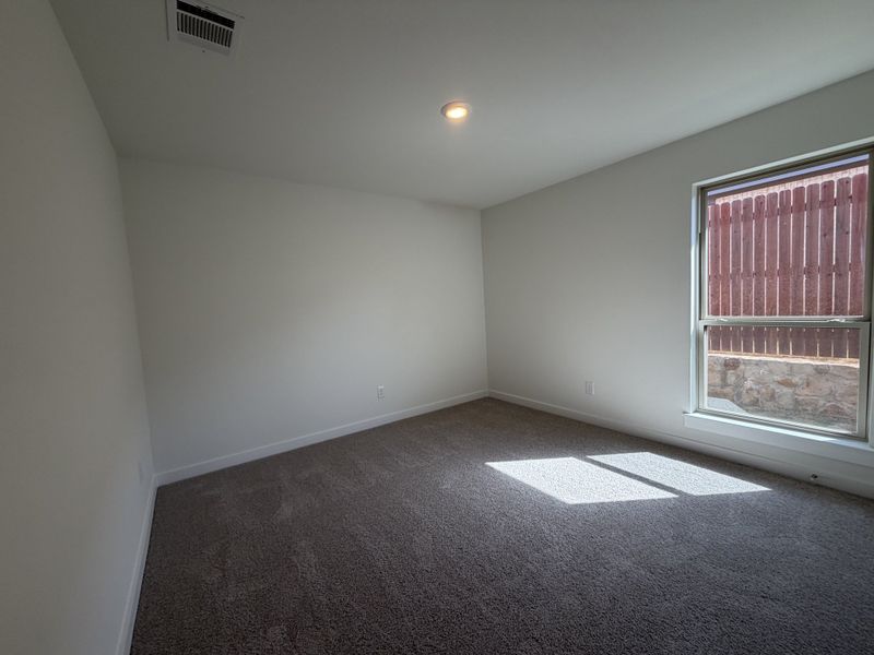 Spacious, unfurnished interior of a new home in Trail Creek, Cleburne (Image 13). Spacious, unfurnished interior of a new home in Trail Creek, Cleburne (Image 13).