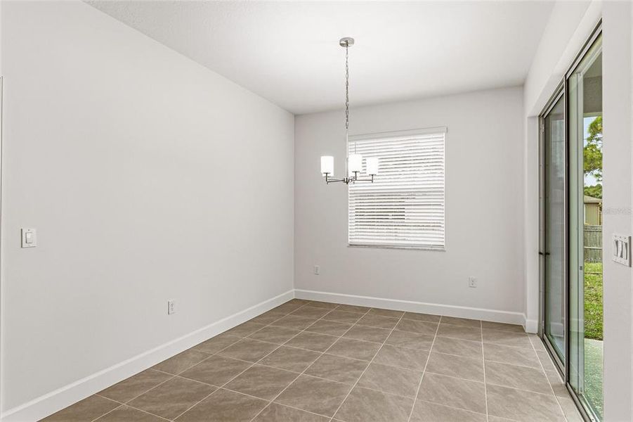 Spacious, unfurnished interior of a new home in , Palm Bay (Image 31).