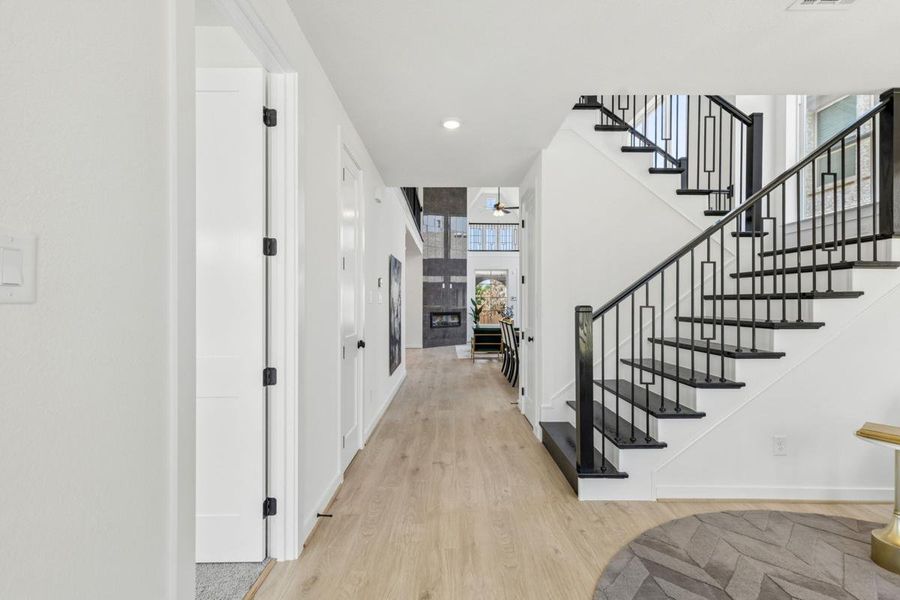 Spacious, unfurnished interior of a new home in Walton Ridge, Corinth (Image 17).