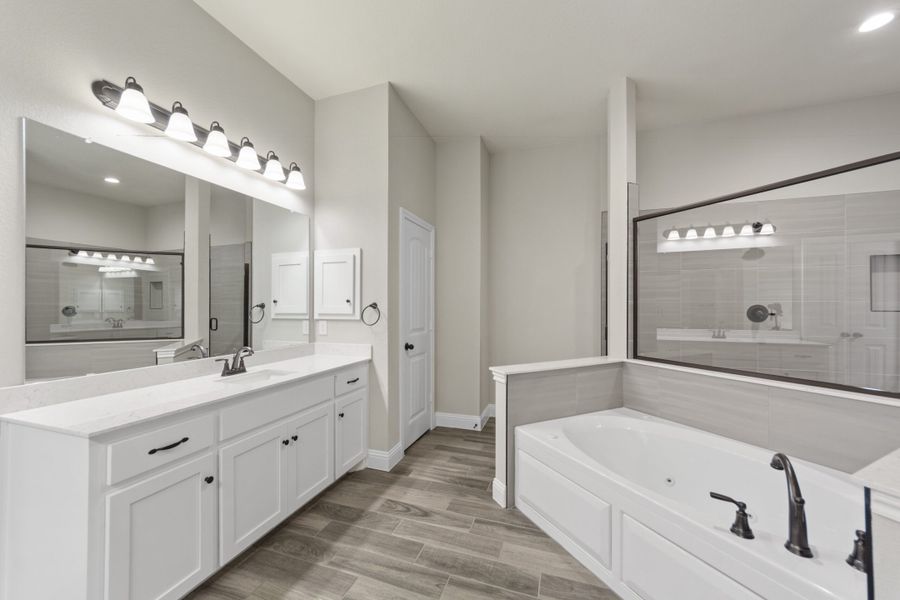 Representative furnished interior of a home built from the 2591 by Robbie Hale Homes in High Meadows Estates, Nevada (Image 10).