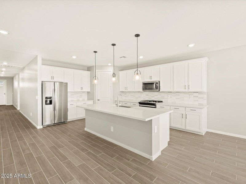 38-1W0A0648 38-1W0A0648