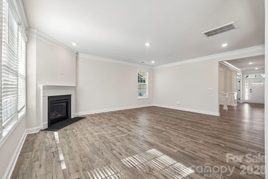 Spacious, unfurnished interior of a new home in Sylvan Creek, Denver (Image 18). Spacious, unfurnished interior of a new home in Sylvan Creek, Denver (Image 18).